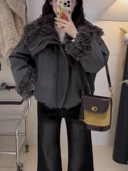 

Утепленное женское зимнее пальто с воротником из овечьей шерсти, на молнии, с длинными рукавами, прямого кроя, теплое, пушистое