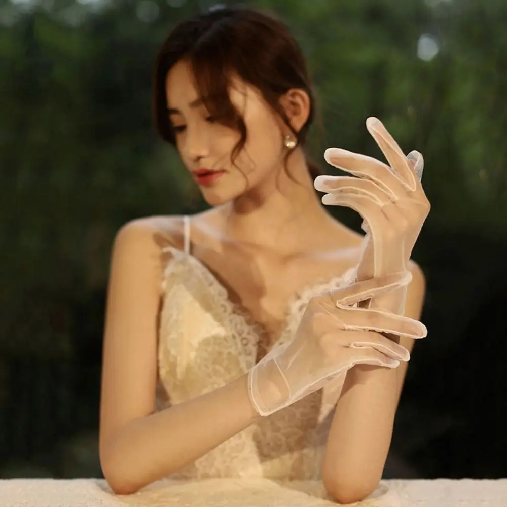 Fashion Solid Color Bridal Gloves Black White Mesh Wedding Mesh Gloves Transparent Elastic Short Veil Gloves For Women