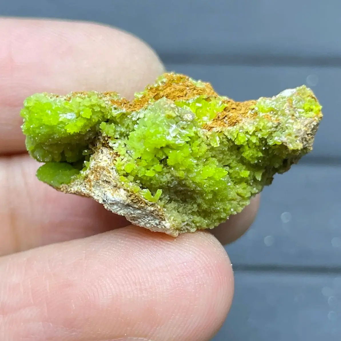 Natural Raw Stone Pyromorphite Mineral Specimen Quartz Crystal Rock Healing Home Decoration Gift