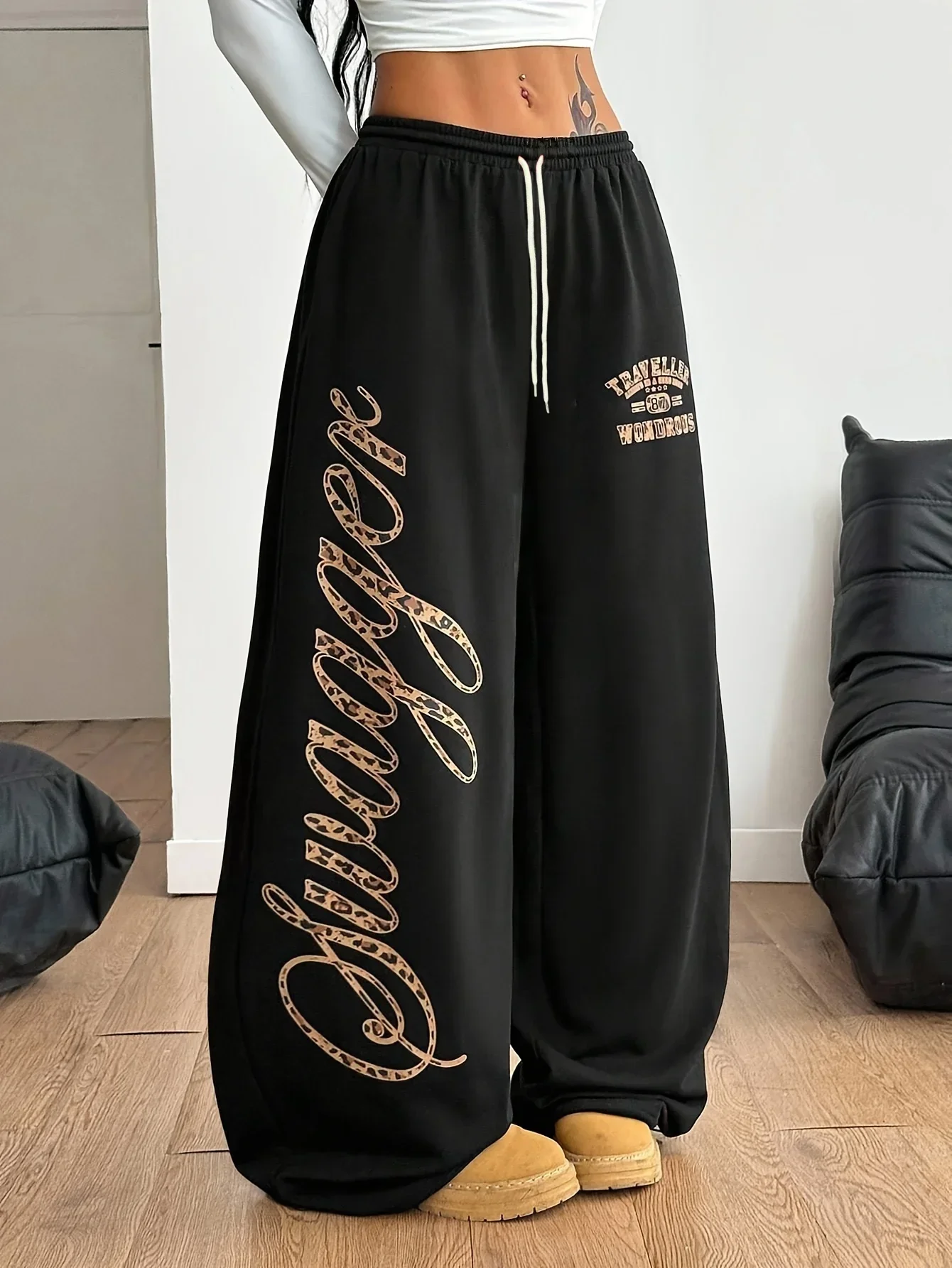 Women's Loose Fit Streetwear Style Printed Sweatpants Comfortable Casual Polyester Fiber Long Trousers for Kids Autumn Arrival