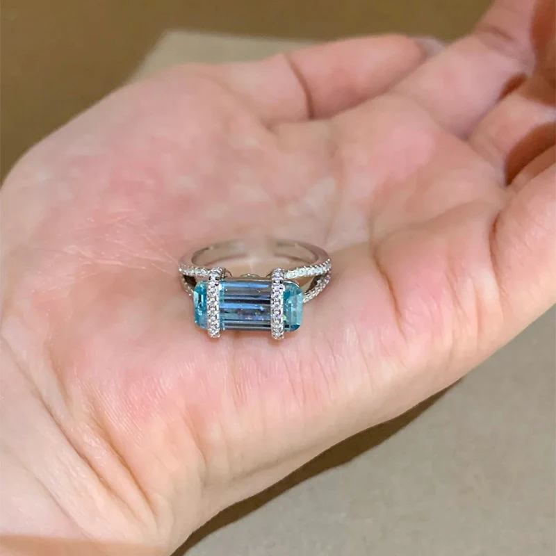 Fresh dopamine Small Square winding rings light luxury exquisite and high-end diamond inlay blue crystal ring adjustable jewelry - view 4