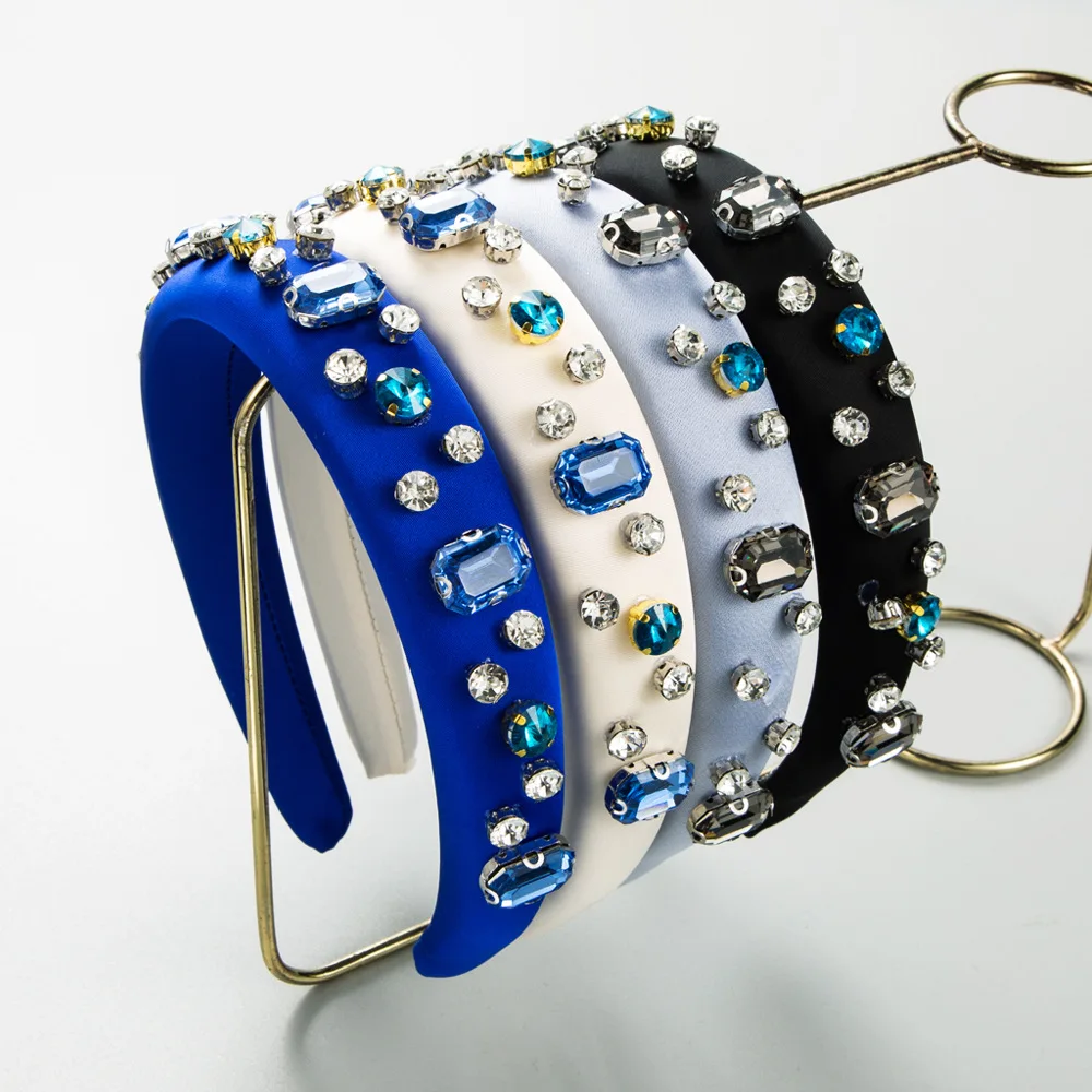 

New light luxury niche temperament fashionable headband women wide edge diamond sponge simple face pressure hair headband batch