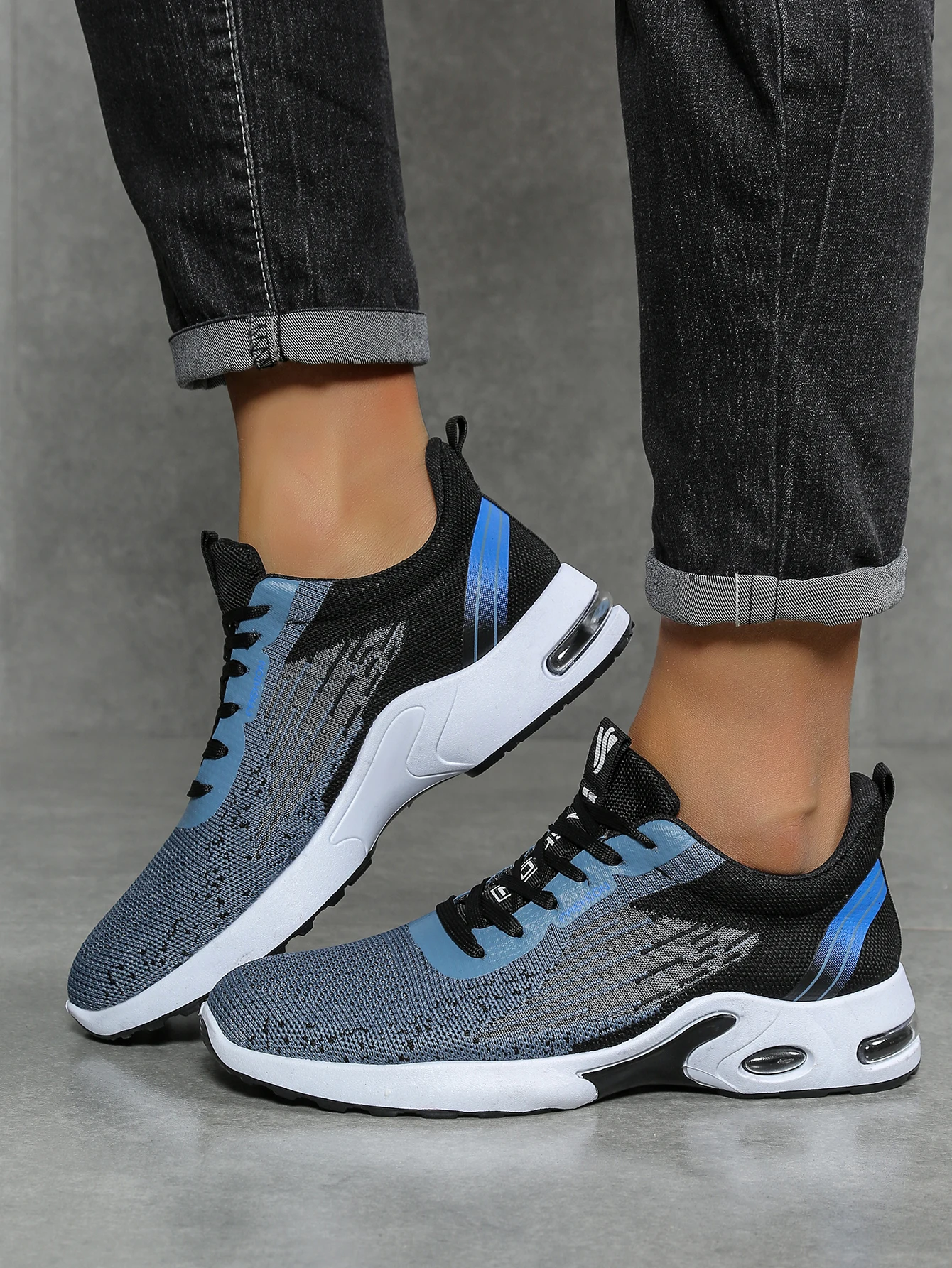 Atmungsaktive Schnür-Laufschuhe für Herren, Gestrickte Mesh-Freizeitschuhe, Bequeme Schuhe mit Gepolsterter Sohle für den Täglichen Gebrauch – Detail 9