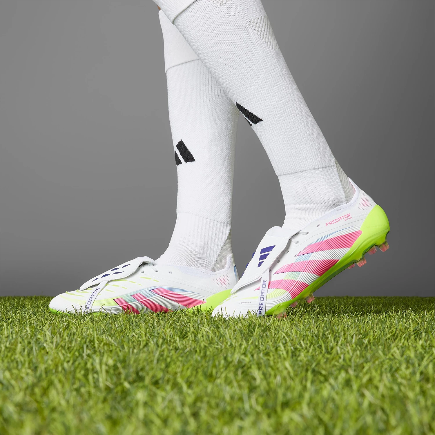 Adidas Genuine 2025 Men's Match Wear resistant and Comfortable Training Football Shoe ID8967