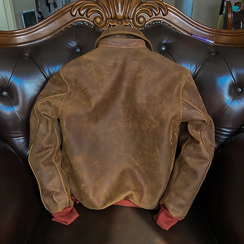 The leather wallet can overcome thick and heavy weights be wrapped in short pure cowhide