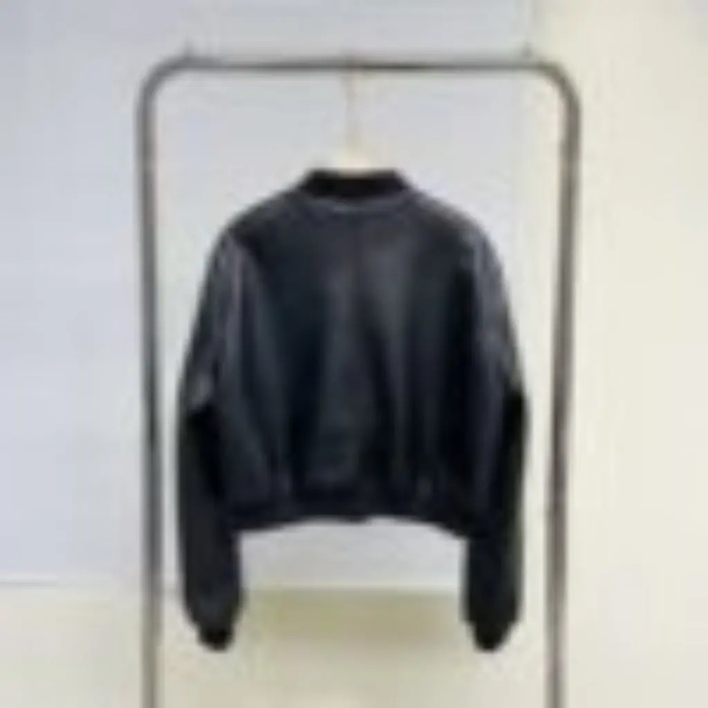 Giacca da moto casual in pelle nera da donna Cappotto corto in pelle stile europeo e americano alla moda primaverile per donna