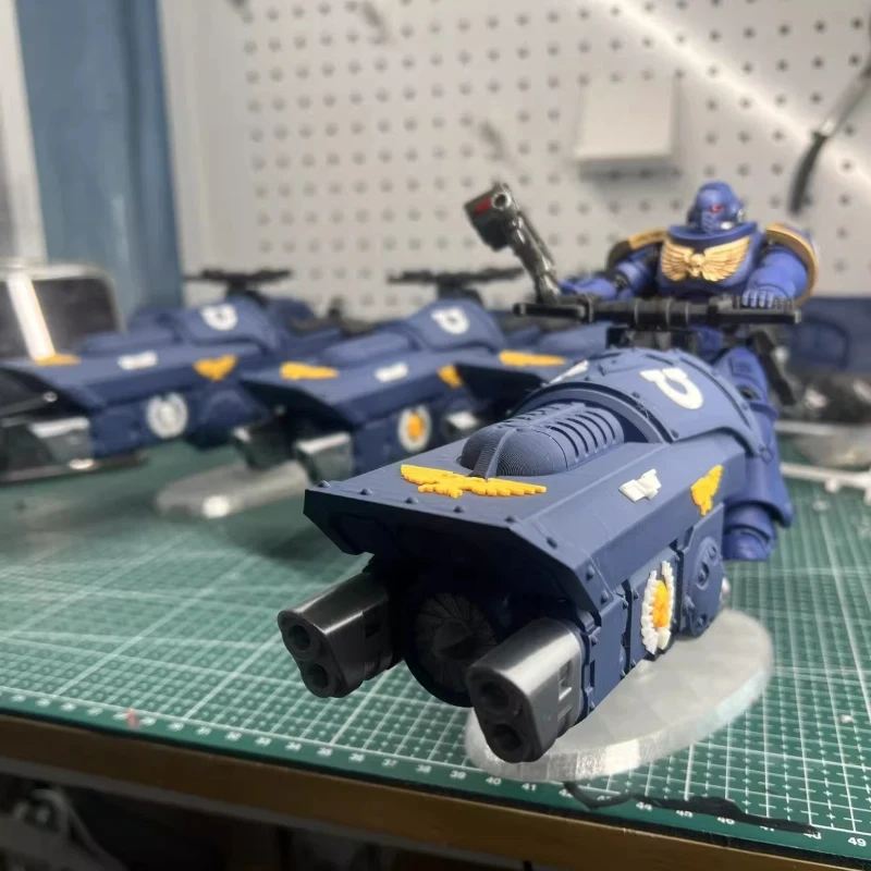 

Модель мотоцикла JOYTOY Warhammer 40K Ultramarines, совместимая с фигуркой Dark Source 1/18, игрушка, сувенир, подарок