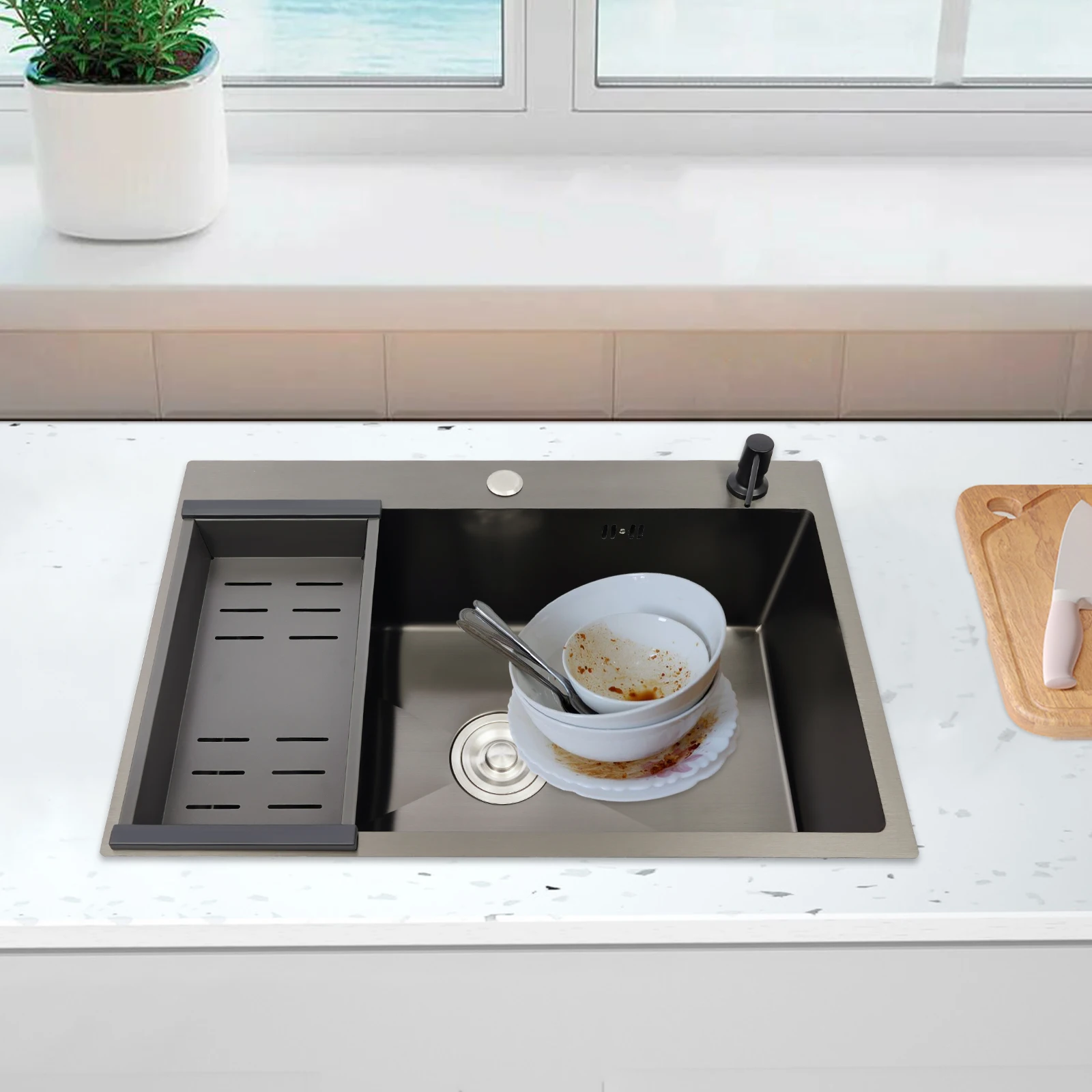 

68 x 45 cm Stainless Steel Sink, Kitchen Sink, Single Bowl Utility Sink, with Drain Basket, Soap Dispenser & Drainer, Black