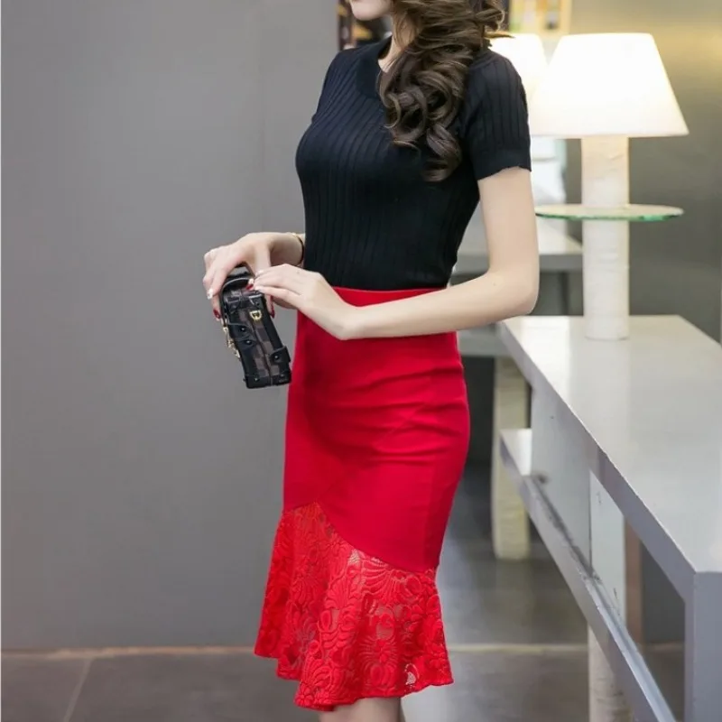 

Деловая юбка-карандаш с оборками и кружевом в стиле русалки для офиса