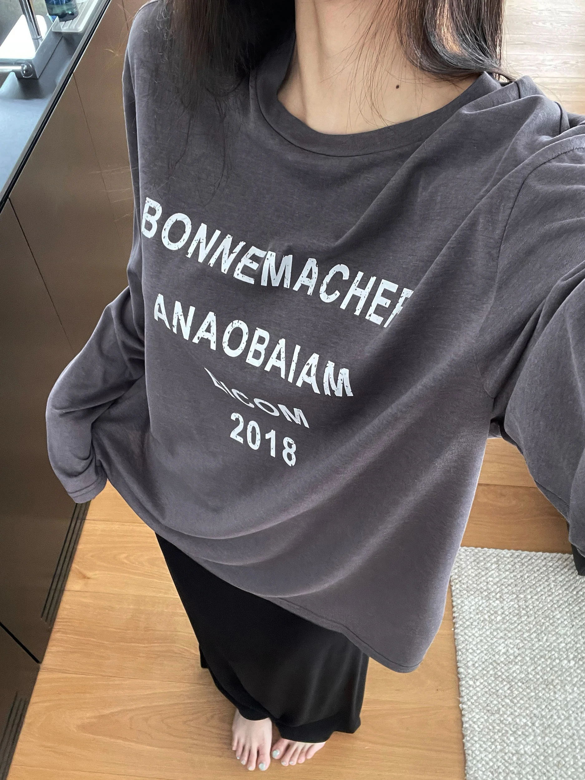 

Свободная футболка с длинным рукавом, винтажный принт с надписями, круглый вырез, легкий топ с защитой от солнца, удобная женская футболка для отдыха
