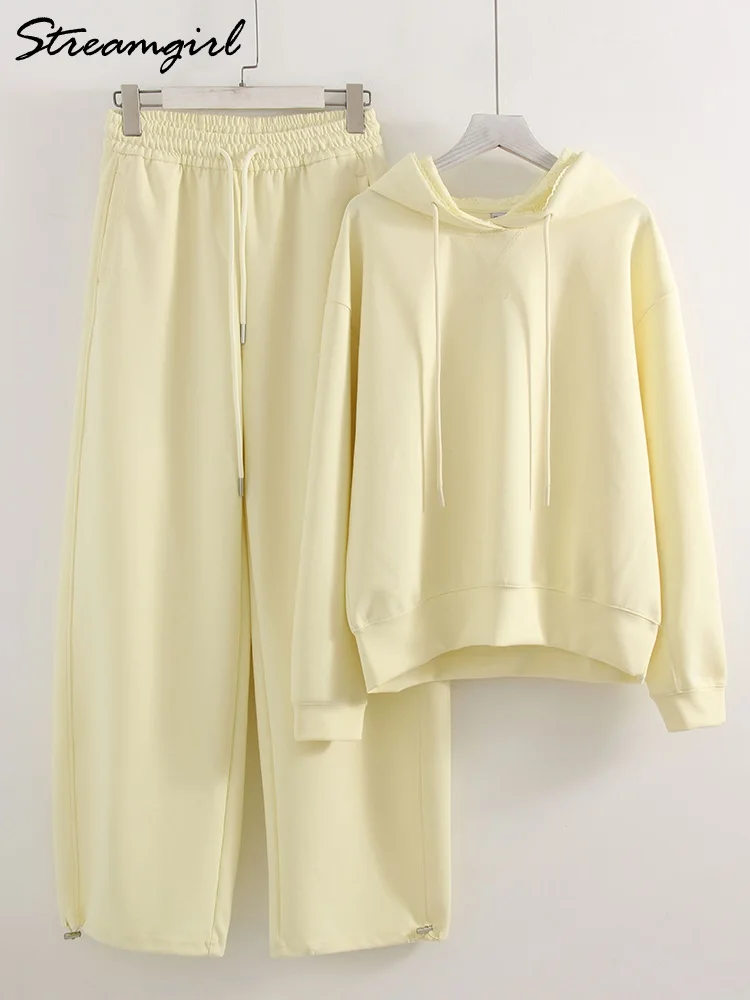 Women's Tracksuit Wide Leg Sweatpants And Hoodies Set Butter Yellow Plain 2 Pieces Pants Set For Women Joggers And Hoodie Set view 4