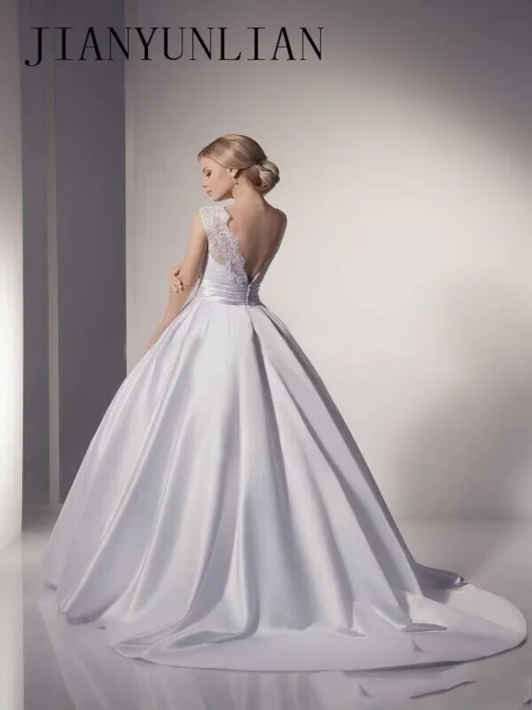 Customized Lace Wedding dress A Line Sweetheart Backless Long Bridal Gowns New Arrival Ball Gown  Vestido