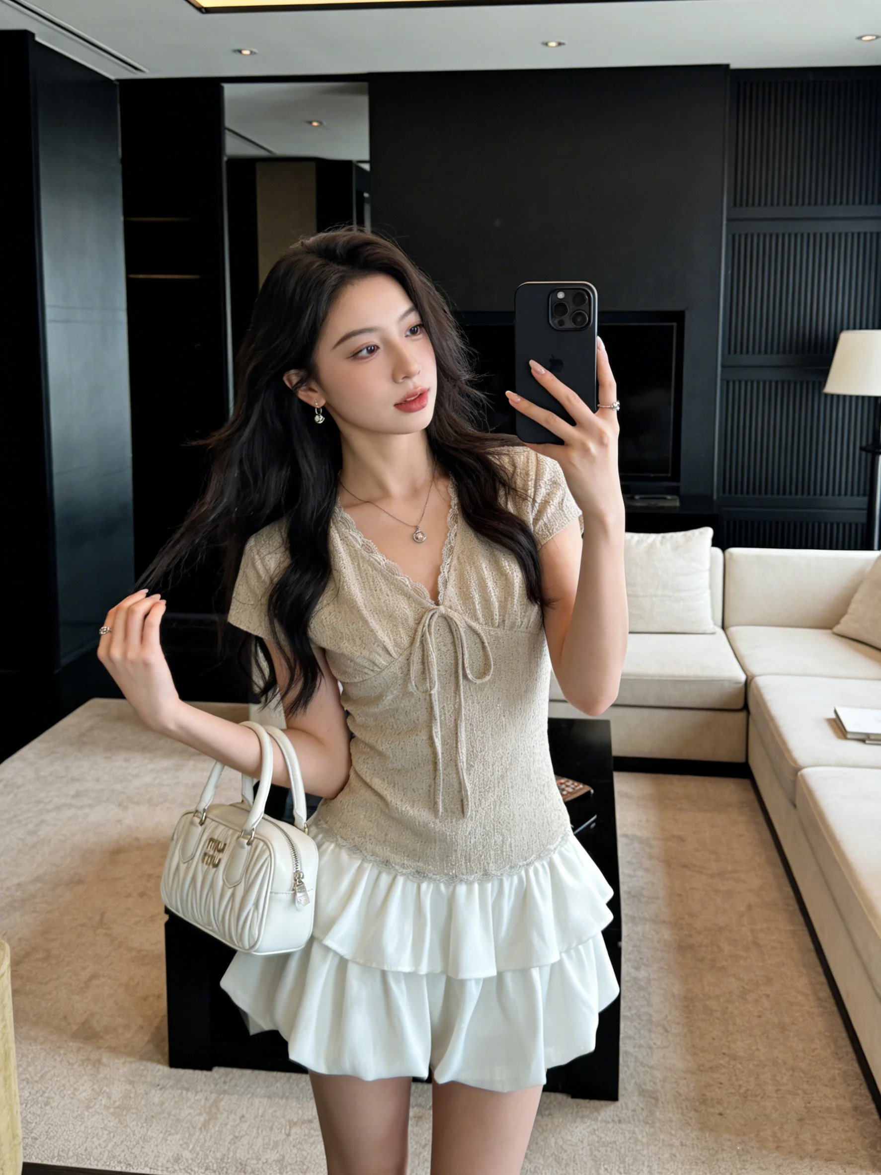 

Новинка! Корейский модный женский топ Pure Desire с кружевной отделкой, поясом, V-образным вырезом и коротким рукавом, приталенный крой, весна 2026