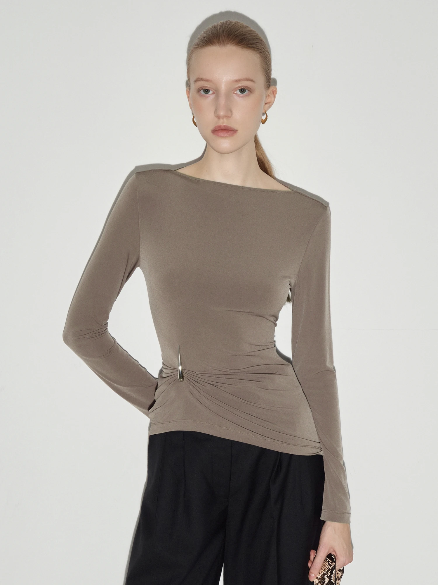 

Женская футболка Zia Zhang с длинным рукавом, повседневная, приталенная, с воротником, осенняя, модная, для ношения как под одежду, так и поверх нее