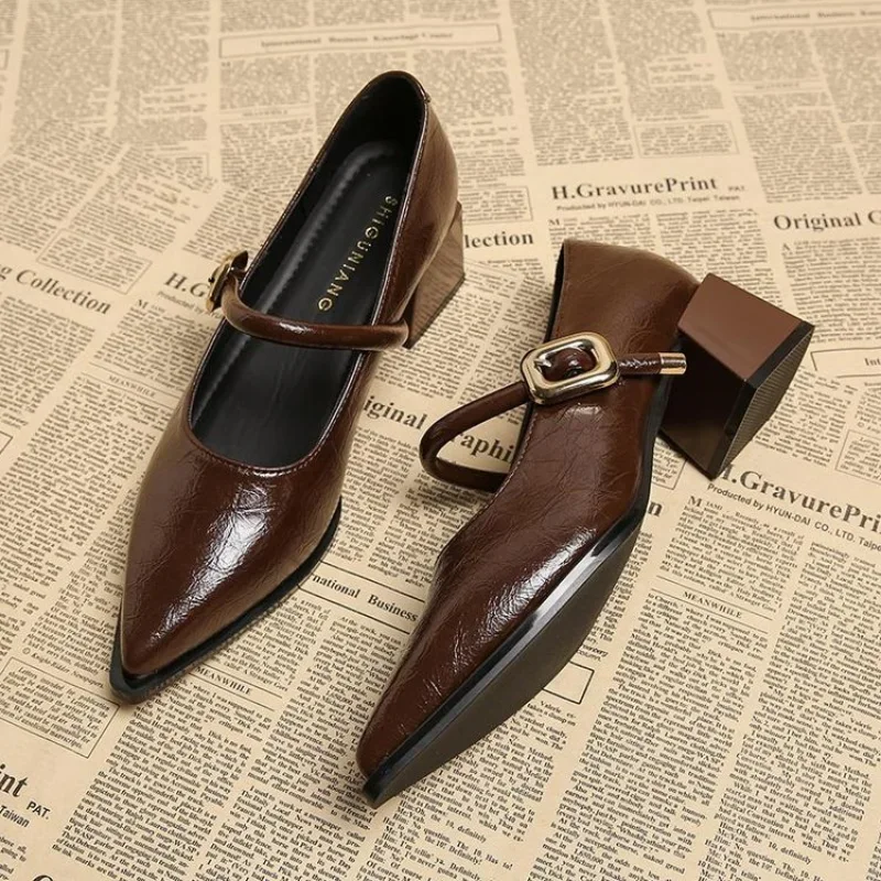 

Spring and Autumn women's Jane pointed shoes Korean style Ladies' casual high heels Work and party wear Large size 41-43