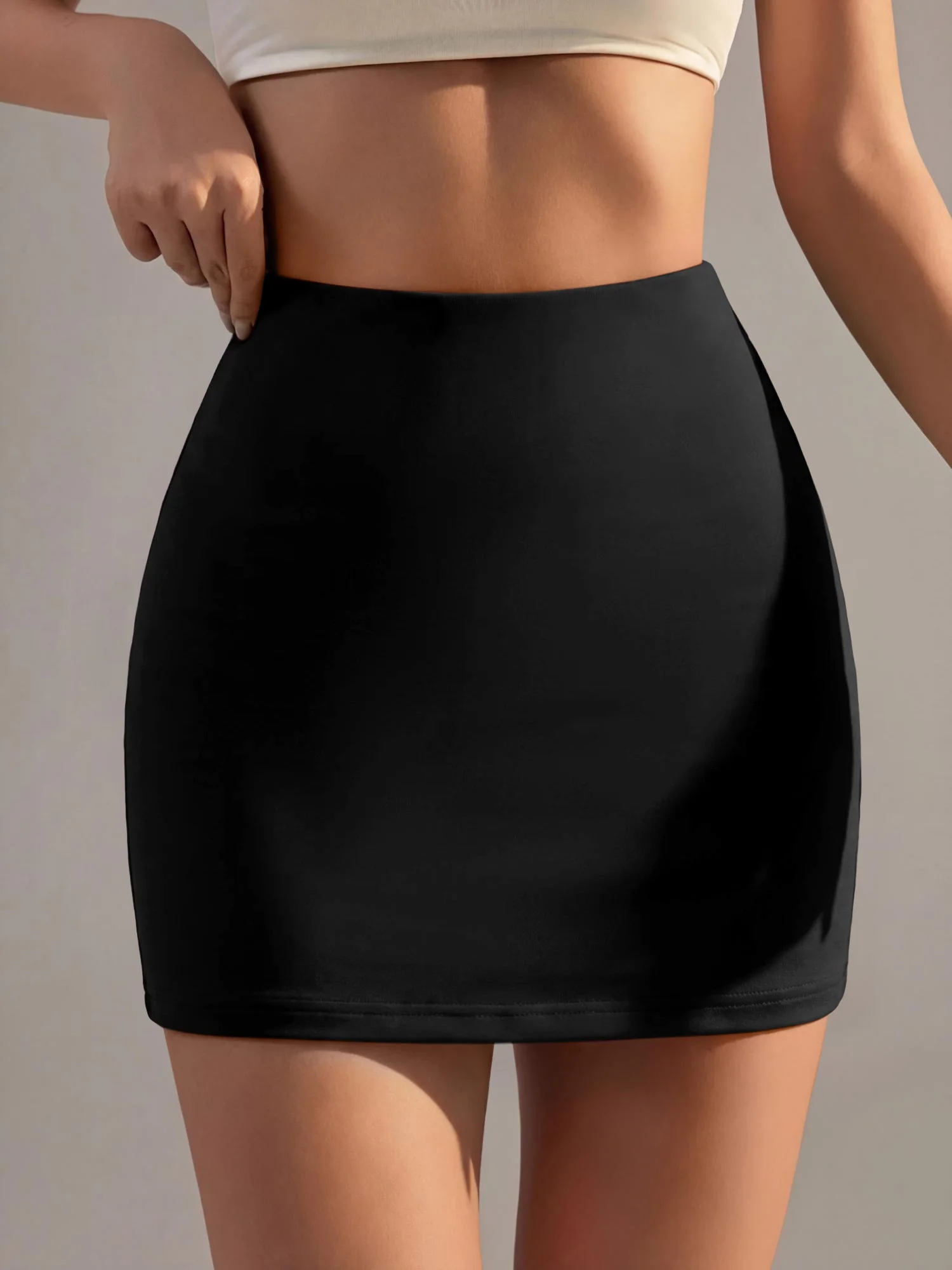 High-Rise-Slimming-Bodycon-Skort mit integrierten Sicherheitsshorts, nicht transparent, elastischer Bund, Alltags-Outfit für die Straße. – Detail 3
