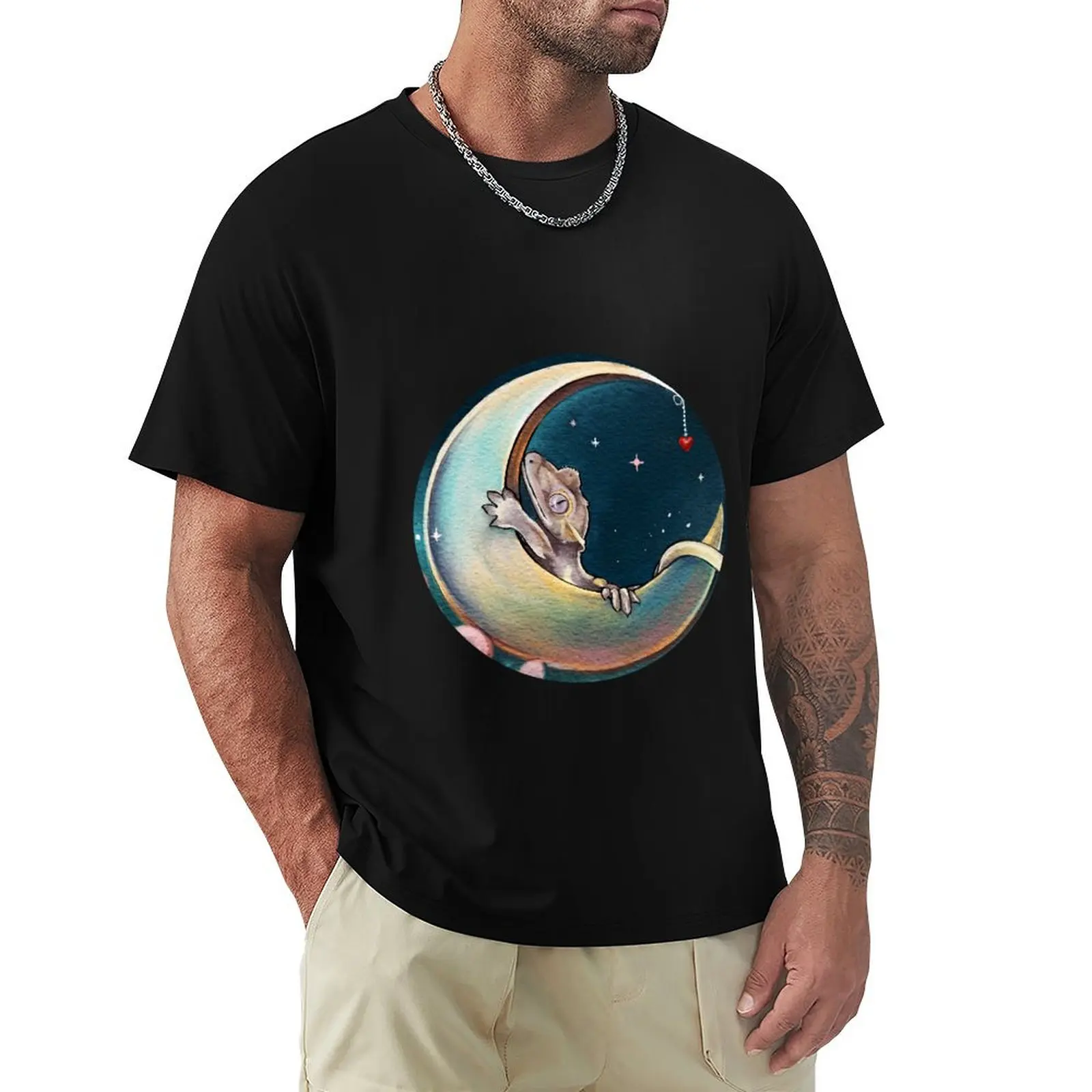 Bedtime Lilly White Crested Gecko Moon Art T-Shirt man t shirts for men casual T-Shirt
