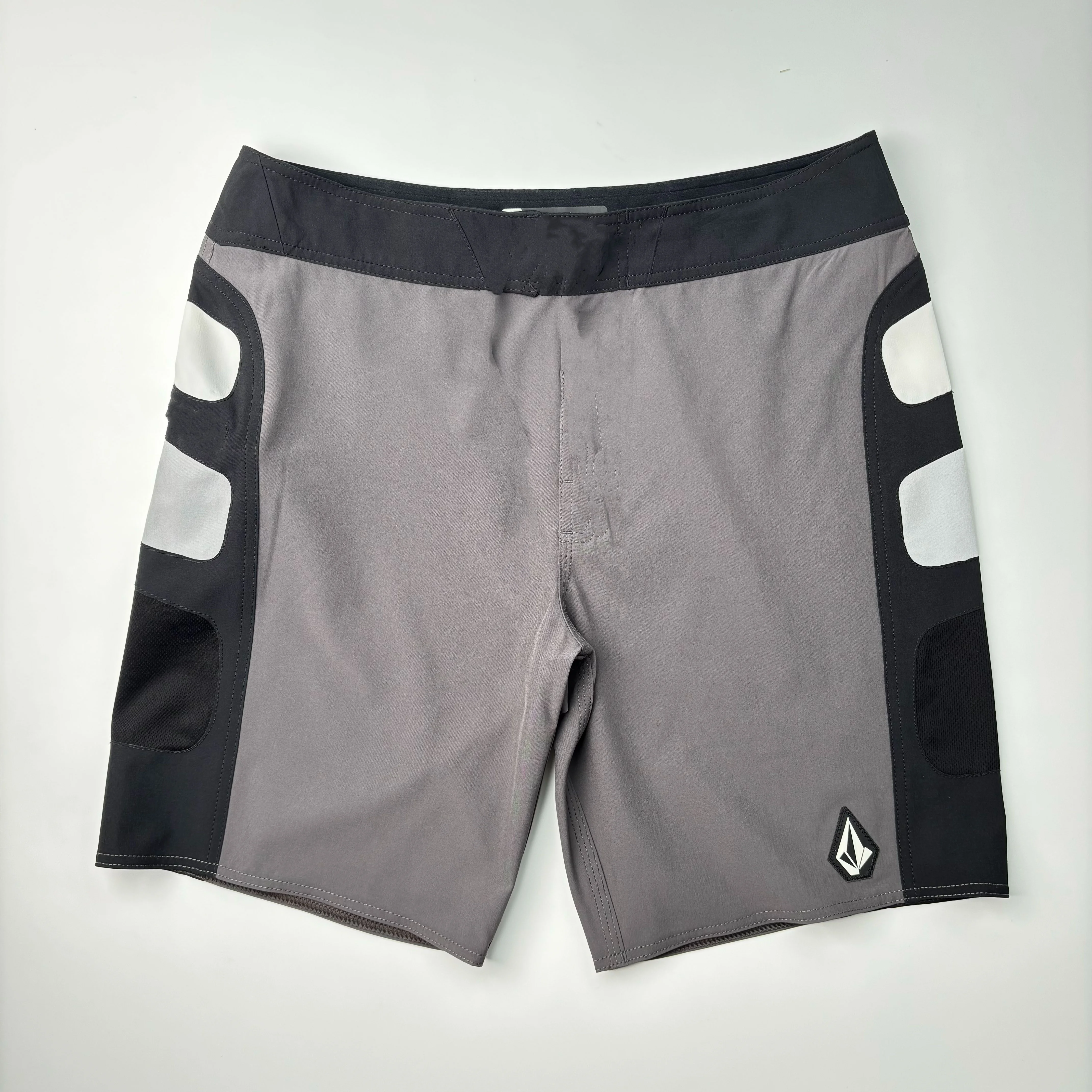 2026 Sommer Neue Herren-Sportshorts Y2K Übergroße Freizeitshorts Schnelltrocknend Geeignet für Alltag und Training Familienoutfit – Detail 9