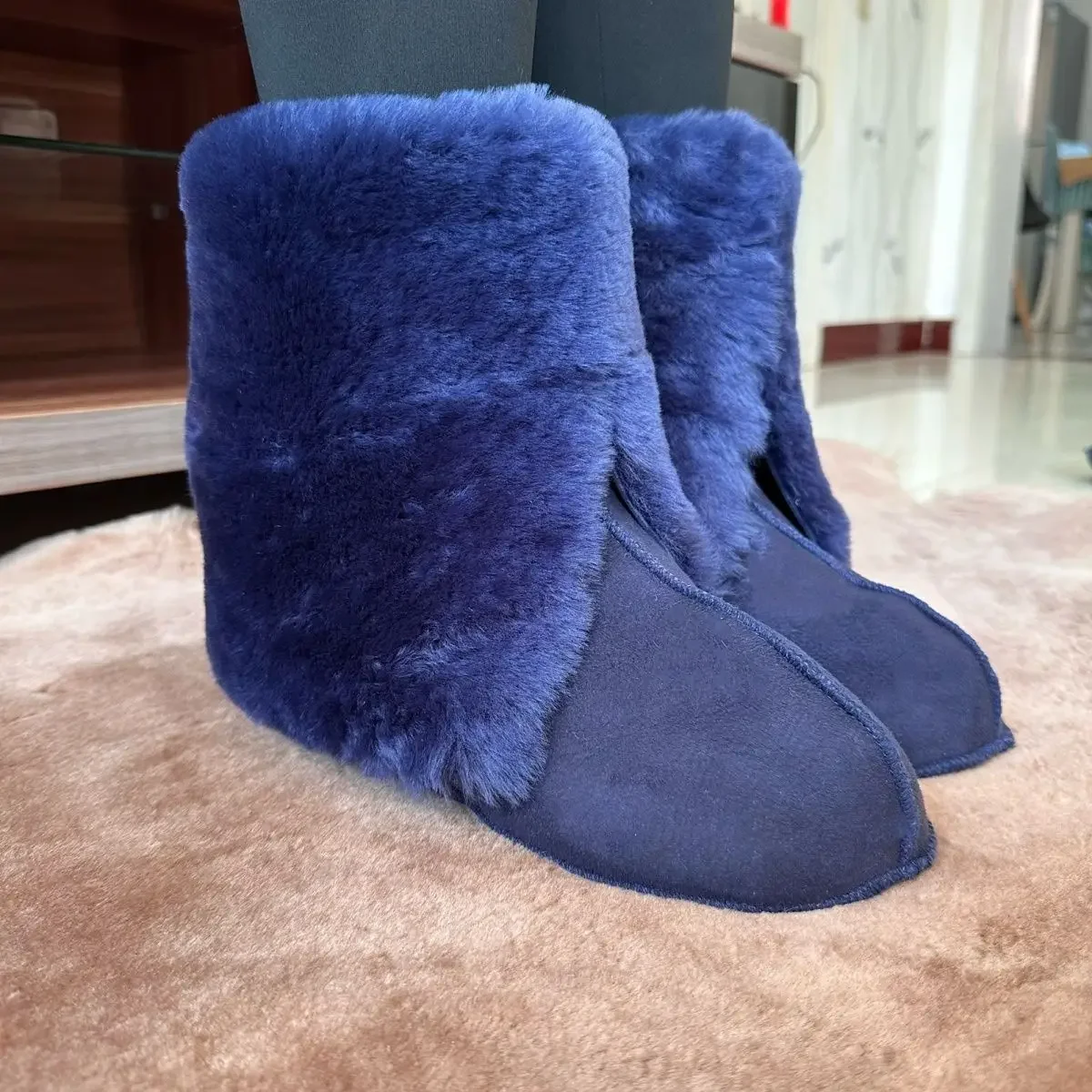 Winter Fleece Socks Leather Socks Heating Cold Repellent Warm Stockings Men Women Thigh High Socks Harajuku Thick Vintage Solid