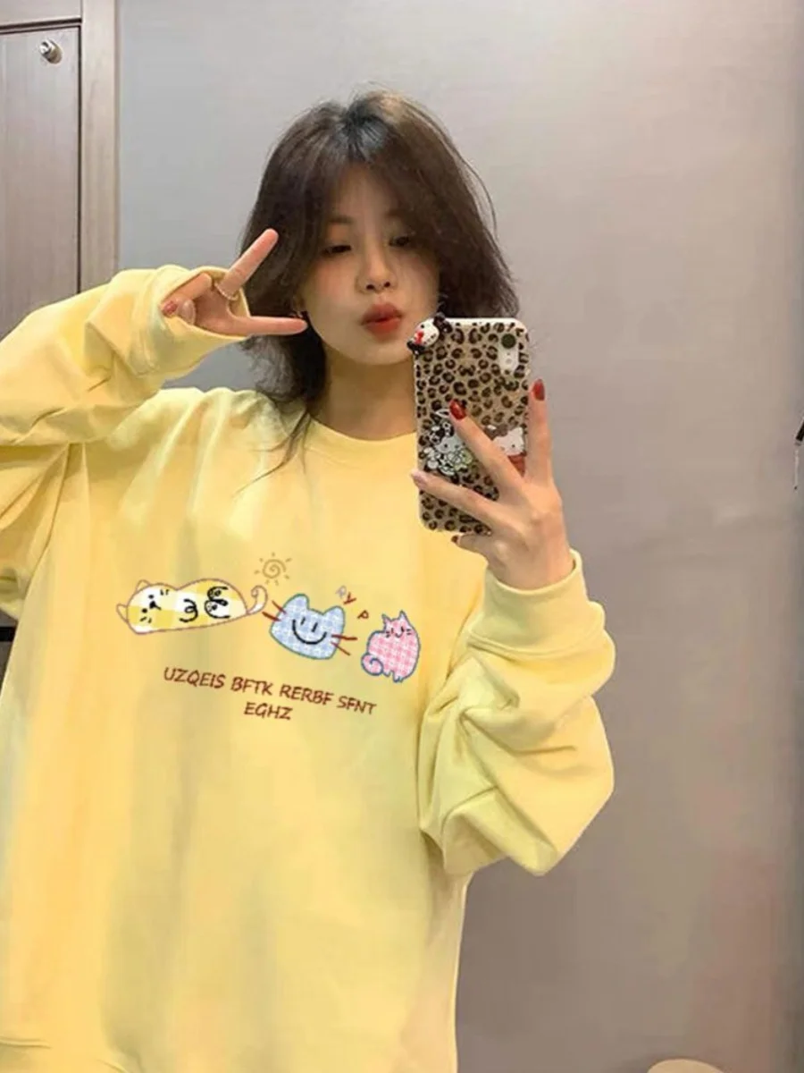 

New Yellow American Retro Casual Loose round Neck Sweatshirt Women's Autumn Winter Long Sleeve Design Trendy Top