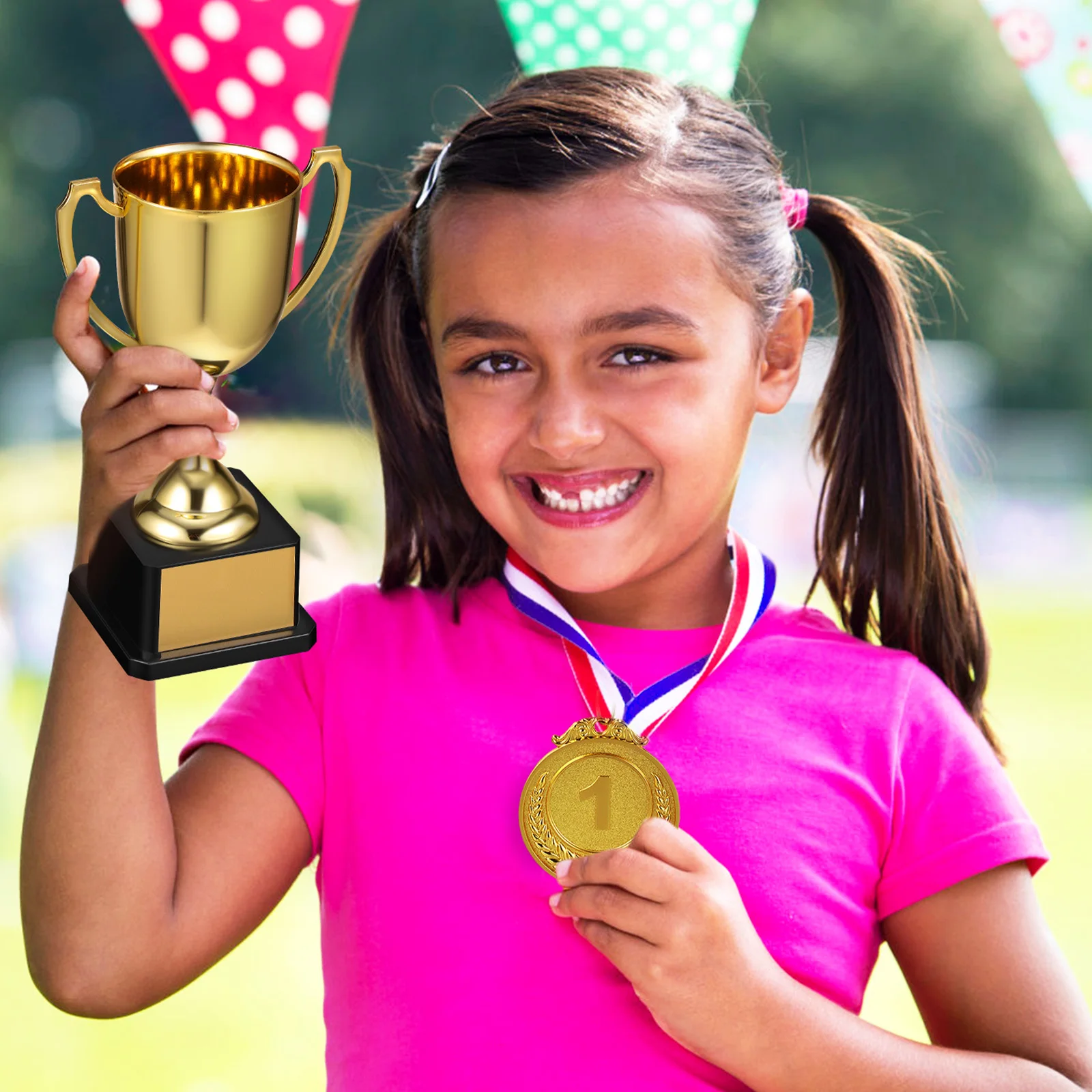 

1pcs Gold Trophy Cup Square Base Mini Trophies For Sports Party Reward Unisex Award Celebration Plastic Trophy