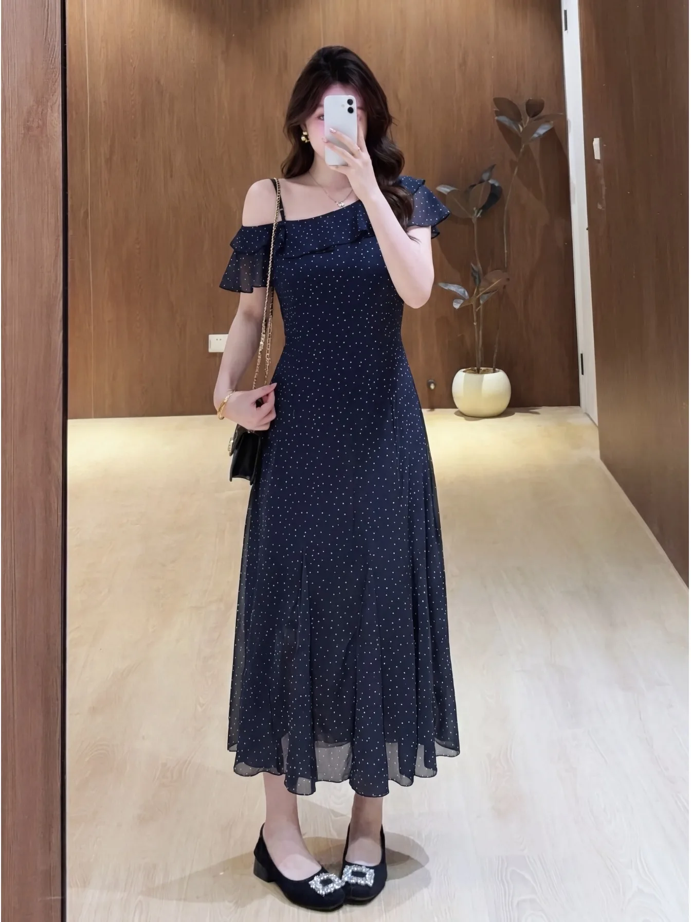 

plus Size Women's Shoulder Bared Short Sleeve Dress Summer New Style Waist Cinched Asymmetrical Long Dress Commute Korean Style