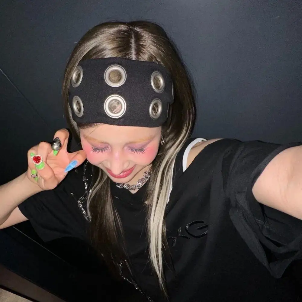

Hollow Eyelets Headbands For Women Wide Elastic Metal Rock Steampunk Hairband Streetwear Stretchy Hair Bands Hair Accessory Hot