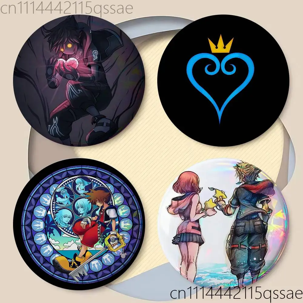 K-Kingdom H-Heartss 25mm 75mm 44mm 58mm 32m Brooches Badges Pins for Accessories