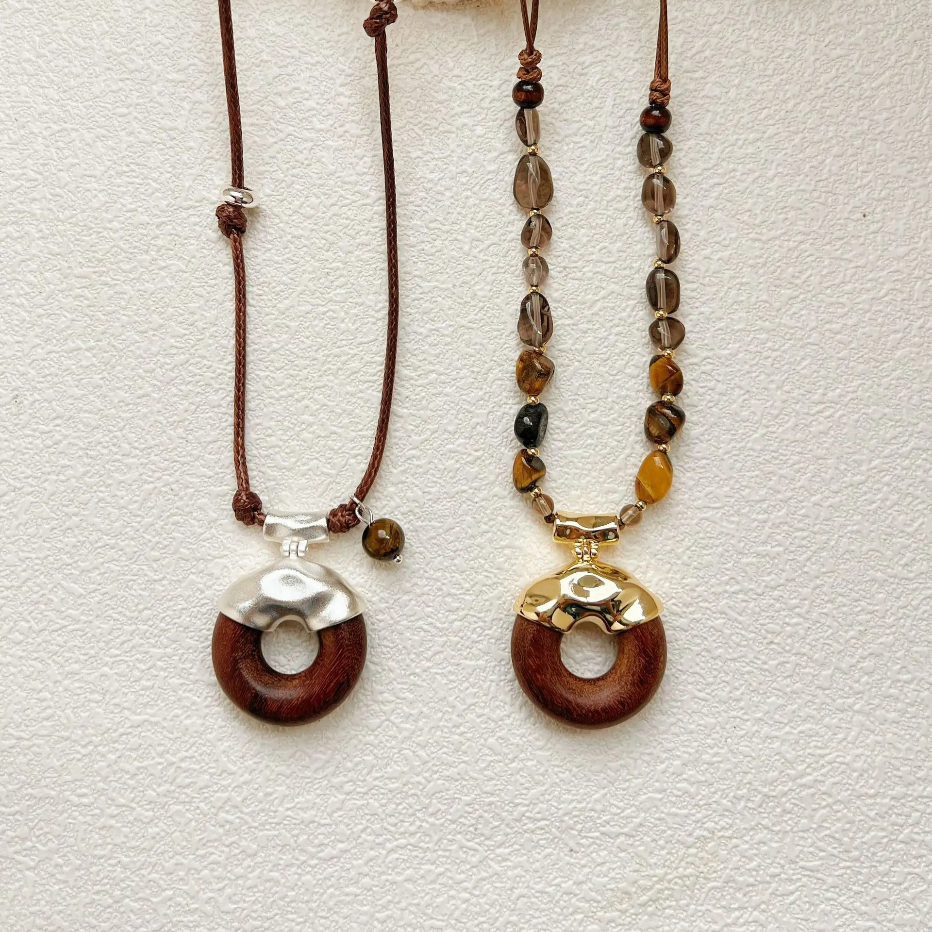 Vintage Maillard Style Pendant Necklace Daily Commuter Versatile Light Luxury Tiger's Eye Sweater Chain Niche High‑Grade Neckla
