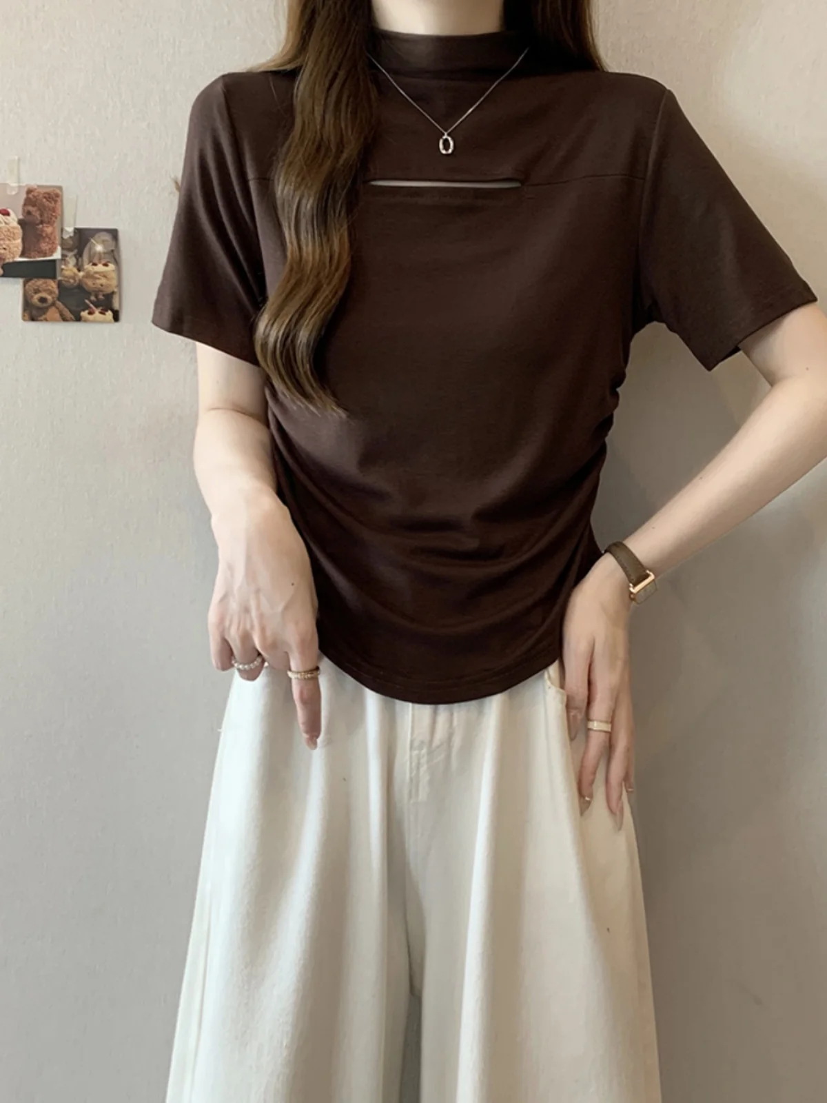 

Женская футболка больших размеров в американском ретро-стиле с круглым вырезом и коротким рукавом, с вырезами, утягивающая, модная, для повседневной носки, летняя одежда