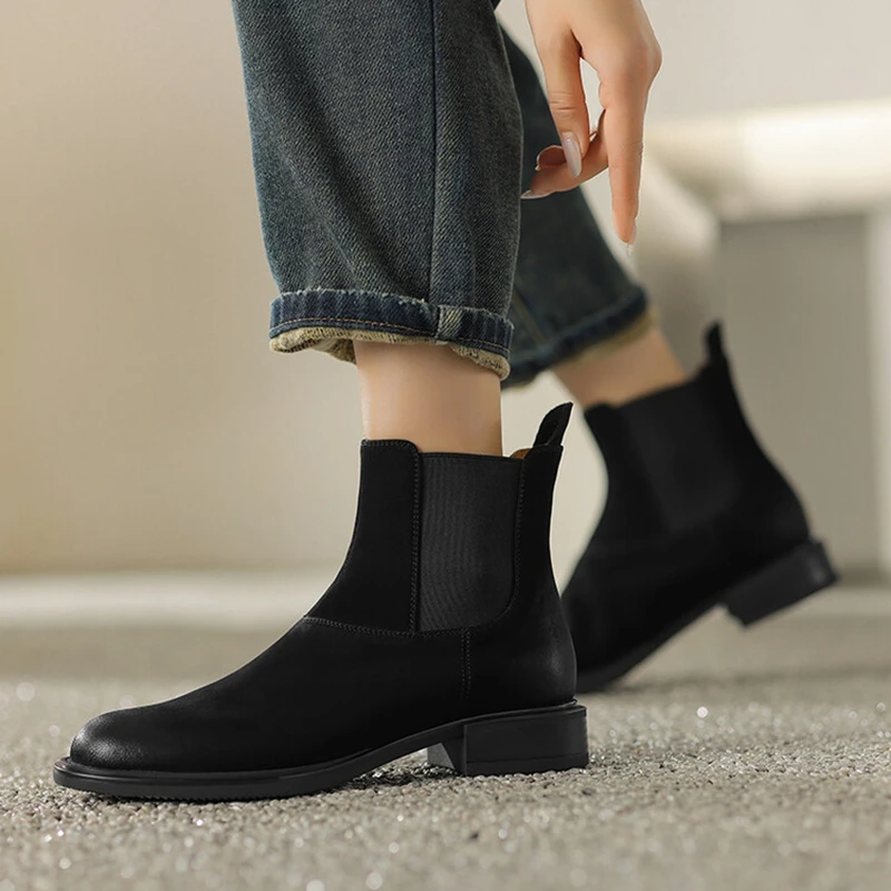 NEW Autumn/Winter Women Boots Round Toe Low Heel Chelsea Boots Genuine Leather Shoes for Women Retro Ankle Boots botas de mujer