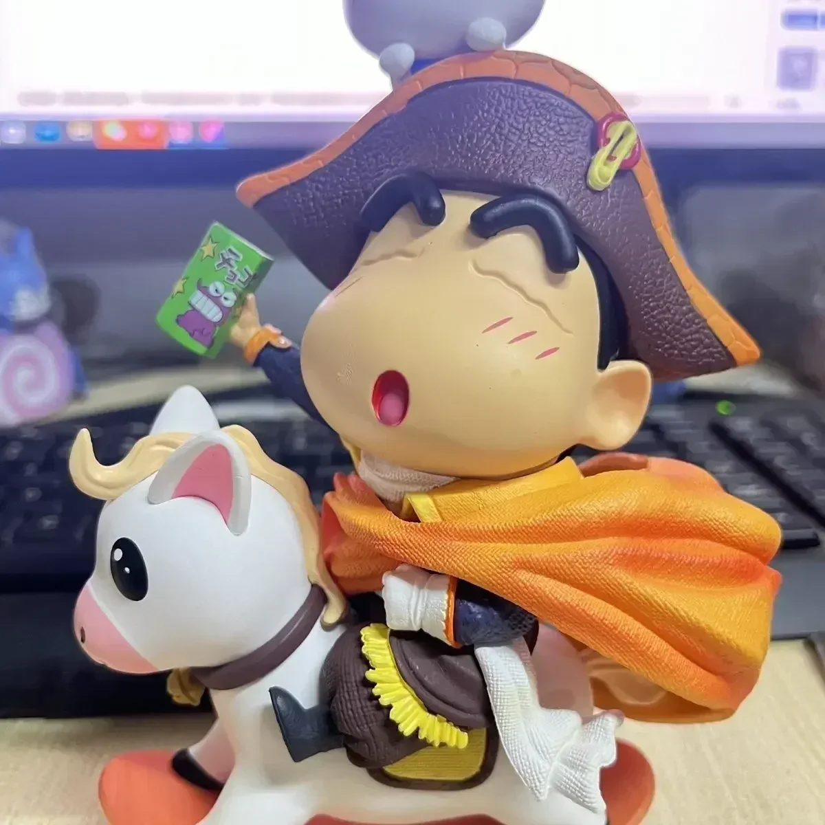 Shin-Chan16cm Anime Shin-Chan Figure Crayon Shin-Chan Figures Rocking Horse Ornaments Decor Cos Model Toys For Children Kawaii