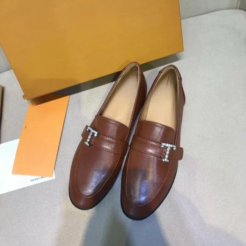 2024 New High Quality Luxury Flat Loafers Metal Buckle Round Head Half Drag Comfortable Retro British Style Women's Shoes