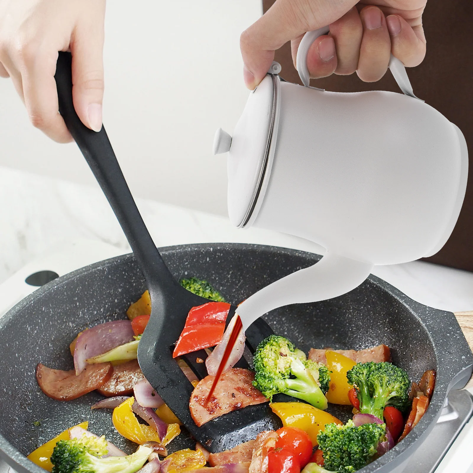 

Storage Container With Strainer Stainless Steel Grease Filter Pot For Kitchen Cooking Dispenser Waste Oil Jug Olive Oil Bottle