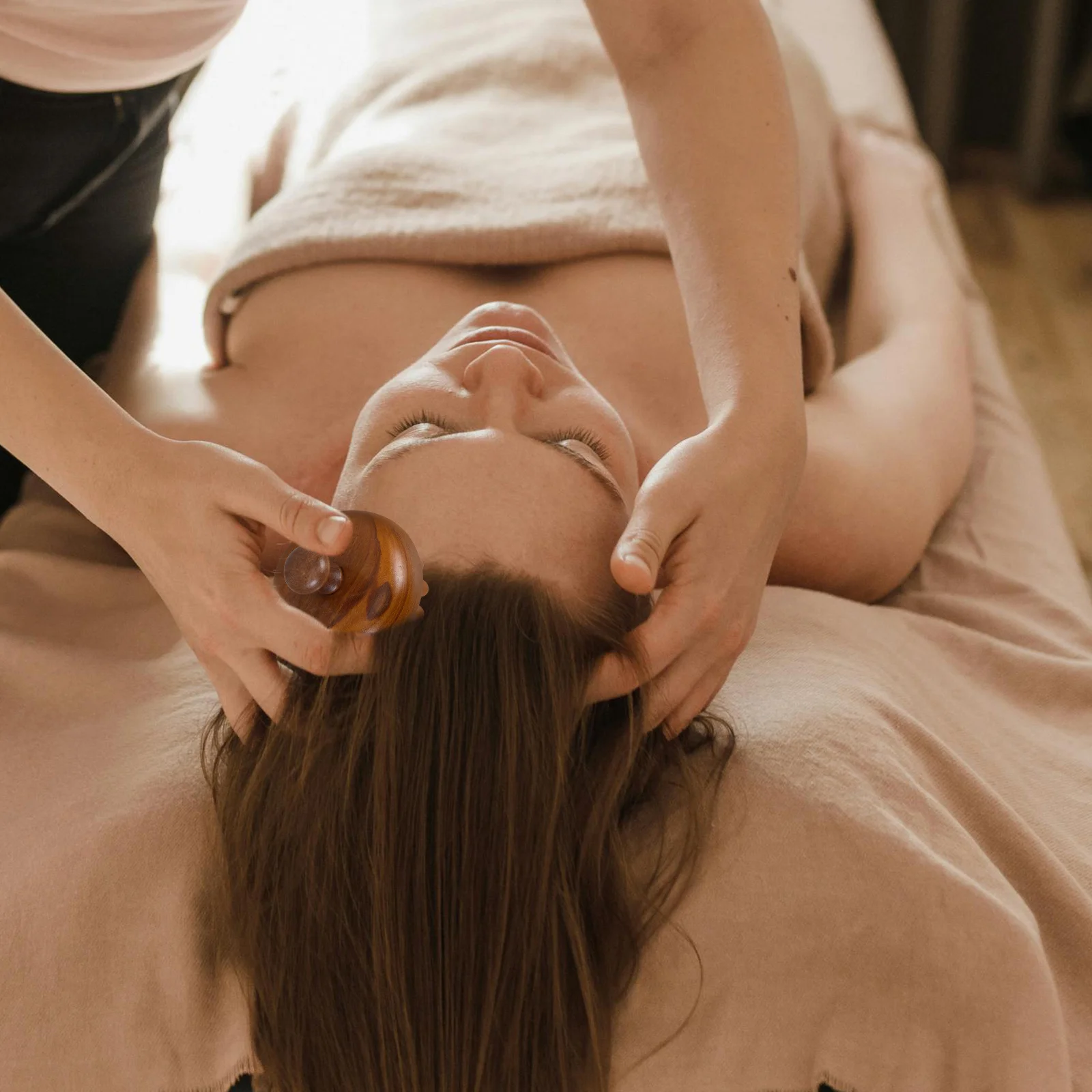 

Деревянная расческа для кожи головы с широкими зубьями, массажная щетка для волос, эргономичная форма диска для удаления перхоти, массажер для головы, расческа для массажа кожи головы