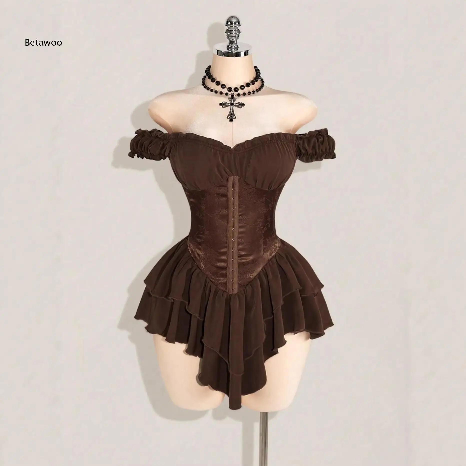 Damen Braunes Schulterfreies Rüschen-Korsett Mehrlagiges High-Low Mini-Kleid