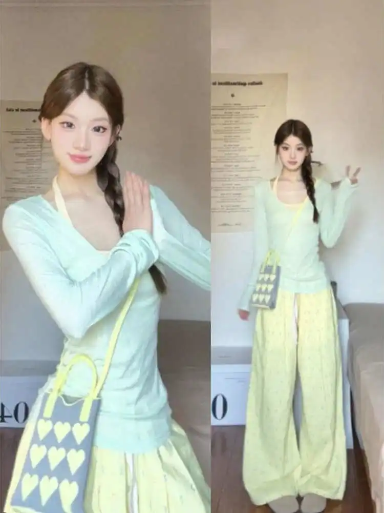 

Новый комплект Mint een Beau 2025: топ с V-образным вырезом и длинными рукавами, жилет и брюки с широкими штанинами