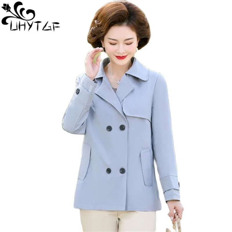 

UHYTGF Coat Women 2023 Middle-Aged Mother Thin Spring Trench Coats Female Windbreaker Double Breasted Short Outewear Ladies 2644