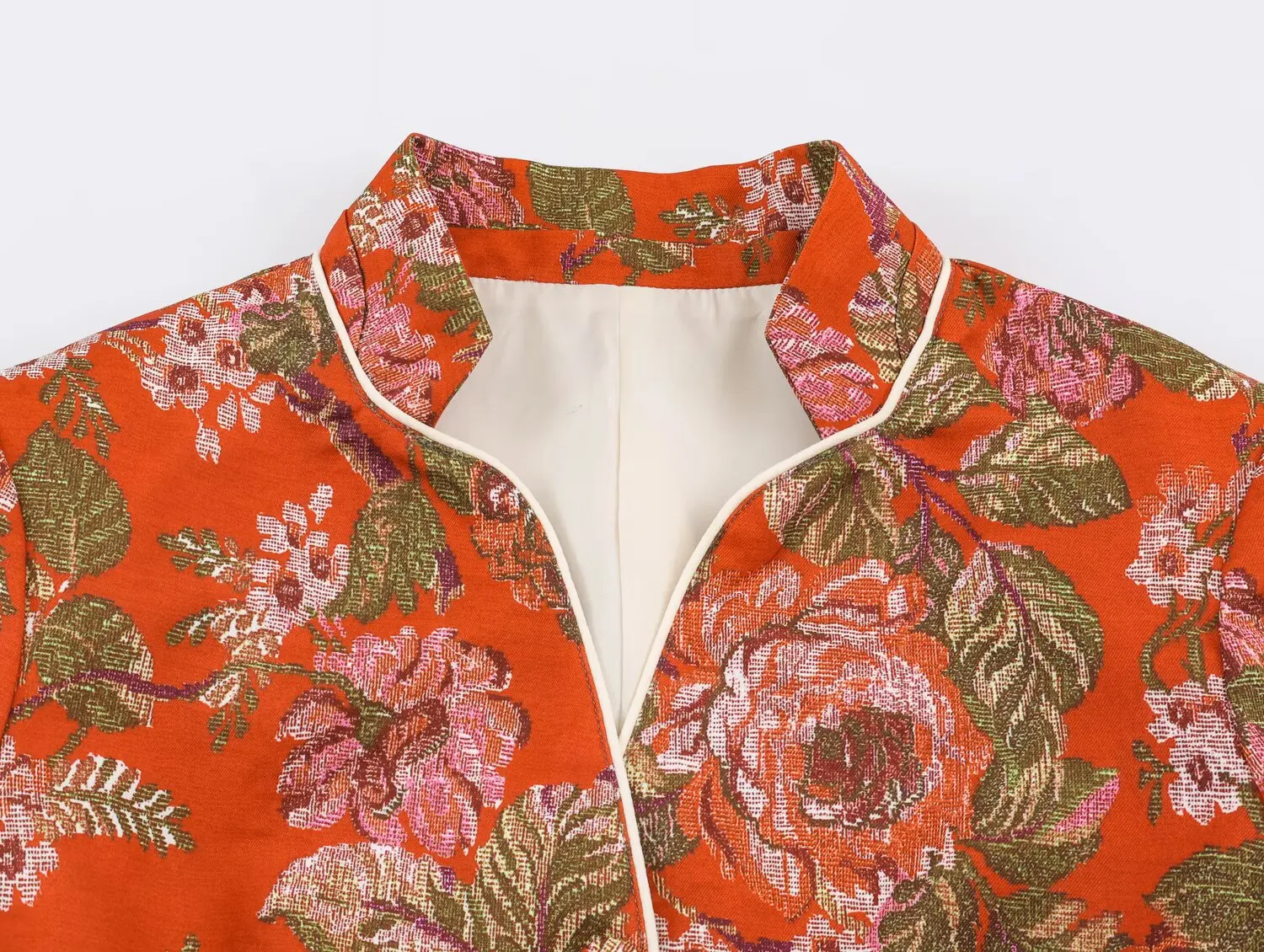 KONDALA Damen Blazer mit schickem Blumenmuster, eleganter, lässiger, schmaler Blazer mit Knöpfen, Trendiger Vintage-Blazer für den Frühherbst/Herbst 2026 – Detail 5