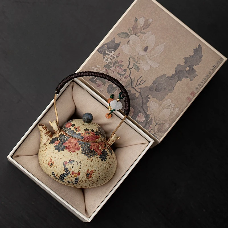 Blue and White Flint Red Kitten Smells Fragrant Pear-shaped Beam Pot Is Not Hot To Make A Teapot Chinese Ceramic Teapot As Gift