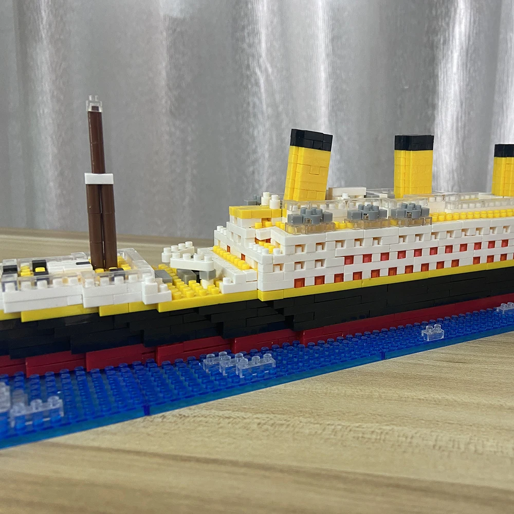 Zestaw klocków w kształcie statku Titanic: edukacyjna zabawka DIY, historyczny dokładny model, idealny dla hobbystów i budków historii