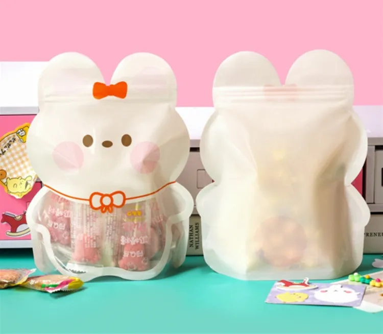 

10PCS~100PCS 18x22x7cm Stand up Cartoon Plastic Window Ziplock Bag Lovely Child Snack Sugar Biscuit Xmas Gifts Storage Pouches