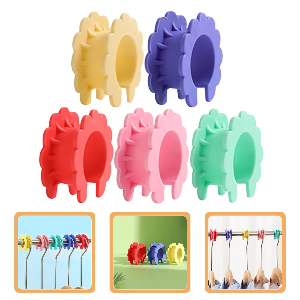 

5pcs Silicone Hanger Buckles Flower Shaped Windproof Fixing Clips Non-Slip Clothes Fasteners Reusable Home Travel Laundry
