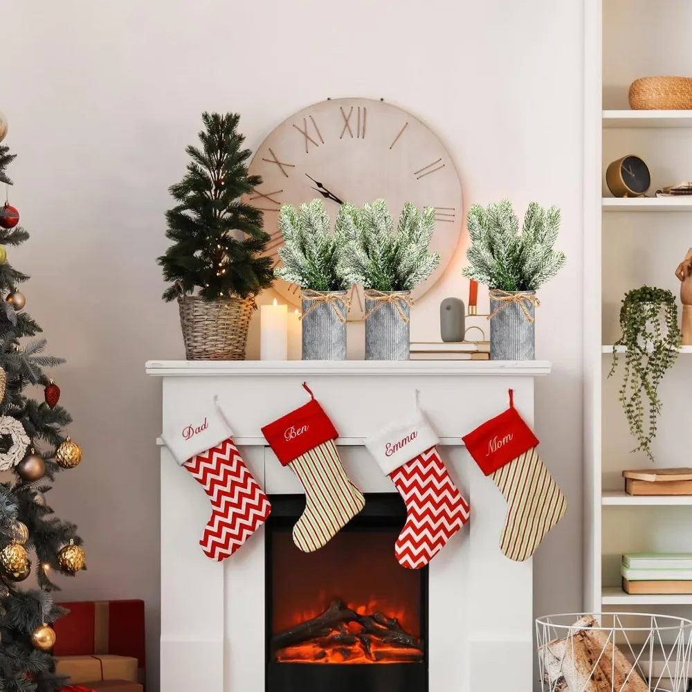 Composizioni floreali natalizie artificiali con vasi per centrotavola in stile fattoria, decorazioni natalizie rustiche