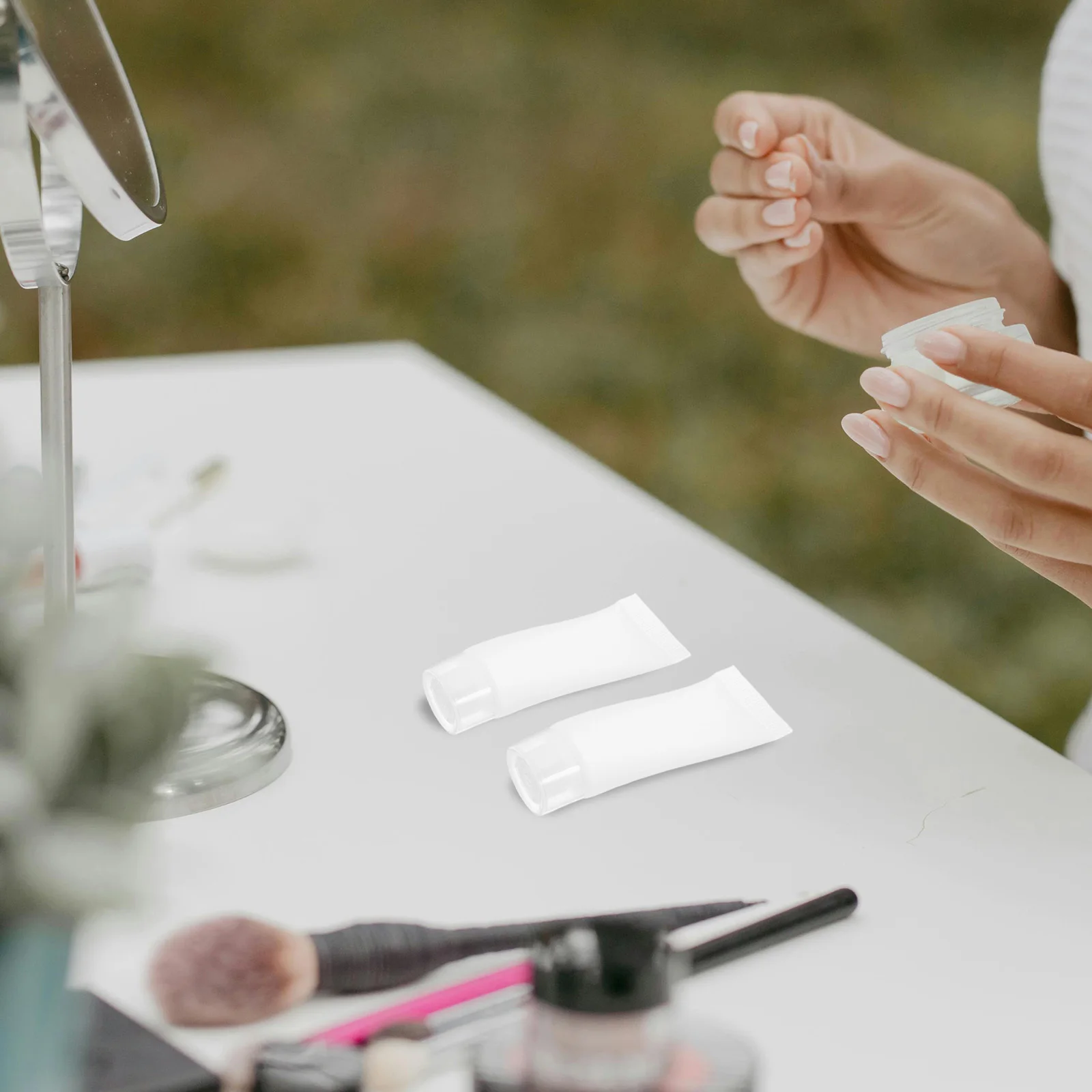 

50Pcs Lightweight Empty Squeeze Tubes Refillable Travel Lotion Bottles for Cream Shampoo Toothpaste Lotion Squeeze Bottle