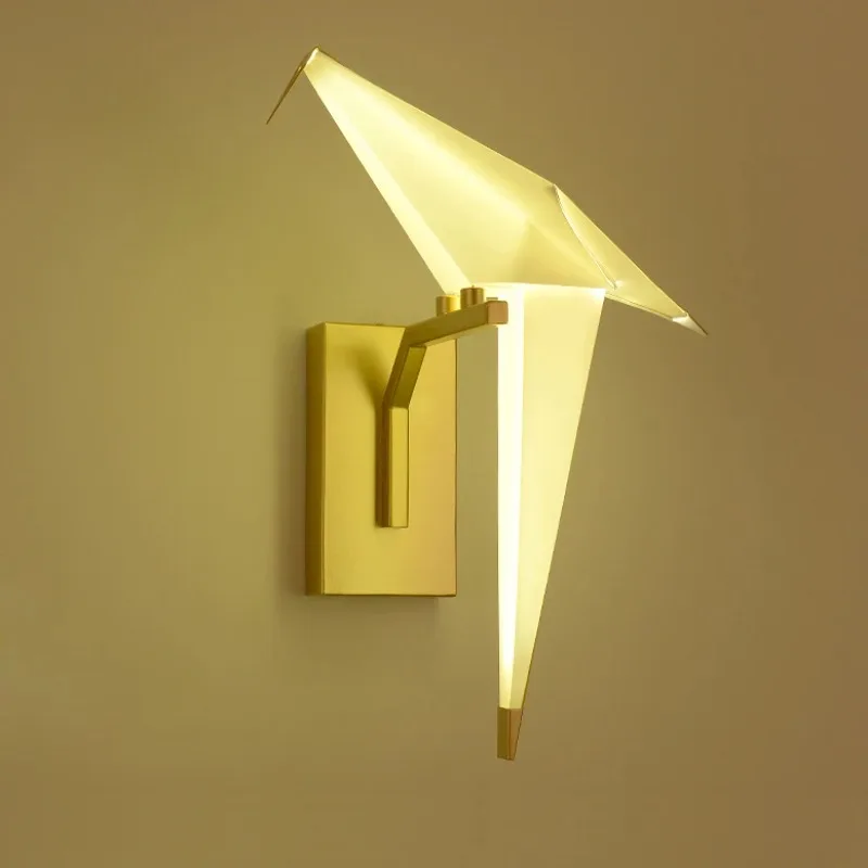 Postmodern Love Bird Iron Acryl Black Gold LED Wall Lamp Home Decor Paper Crane Light Fixture Loft Living Room Designer Sconces