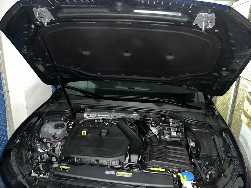 1 قطعة الدعامات الغاز لشركة فولكس فاجن جولف 8 MK8 2020-2025 الجبهة هود بونيه تعديل رفع دعم صدمة المثبط امتصاص الدعامة قضبان #3