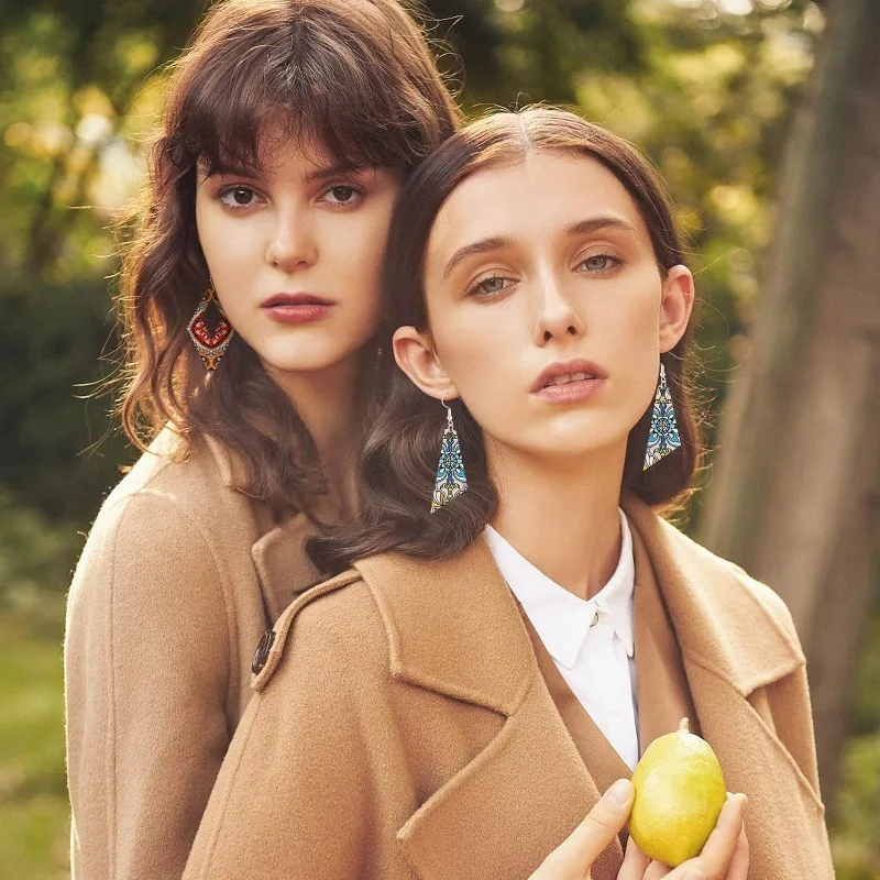 أقراط خشبية غير مكتملة فارغة، 60 قطعة 6 أنماط من الخشب الطبيعي المعين مع 60 قطعة خطافات حلق