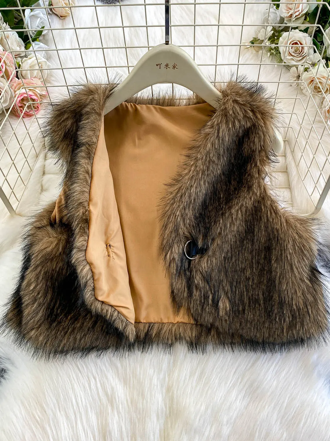 Ele – gilet en fourrure ornée lourde pour femme, Design d'hiver, boutonné, amincissant, vêtements d'extérieur, Jaet Thiened v-ne chaleur