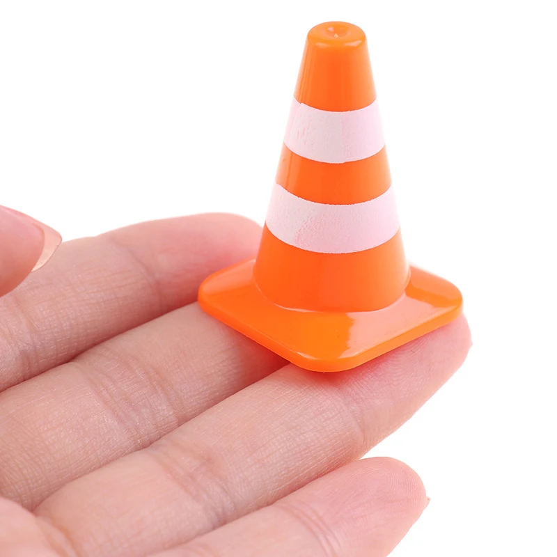 7pcs Mini Traffic Signs Roadblock Toy for Kids Construction Car Theme Party Traffic Cone Sport Training